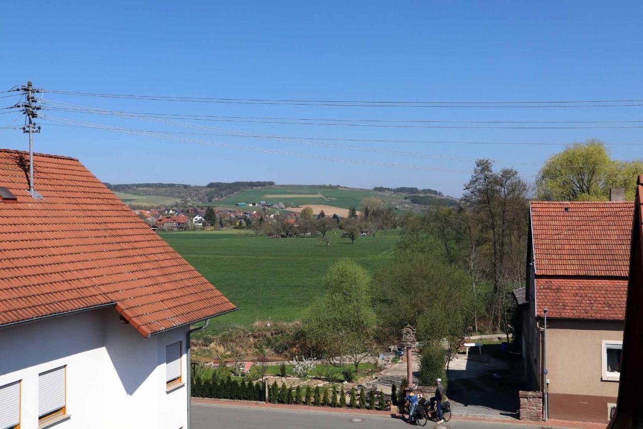 Penthouse Tauberblick Apartamento Tauberbischofsheim Exterior foto